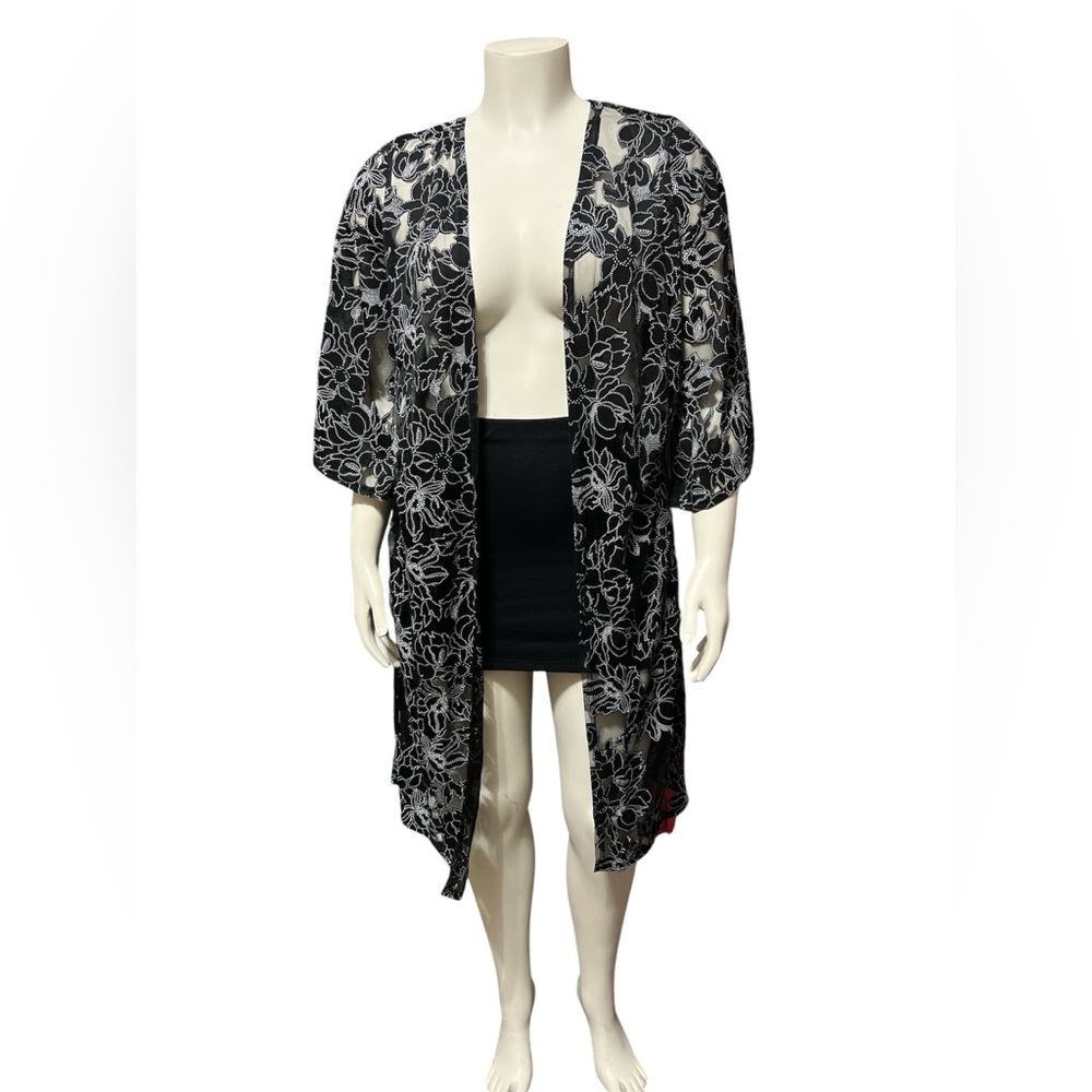 Amber Skies Women's Sz M Floral Mesh Overlay Dotted Design Resort Wear NWoT